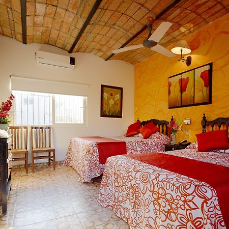 פוארטו ואלארטה Hotel Posada De Roger מראה חיצוני תמונה