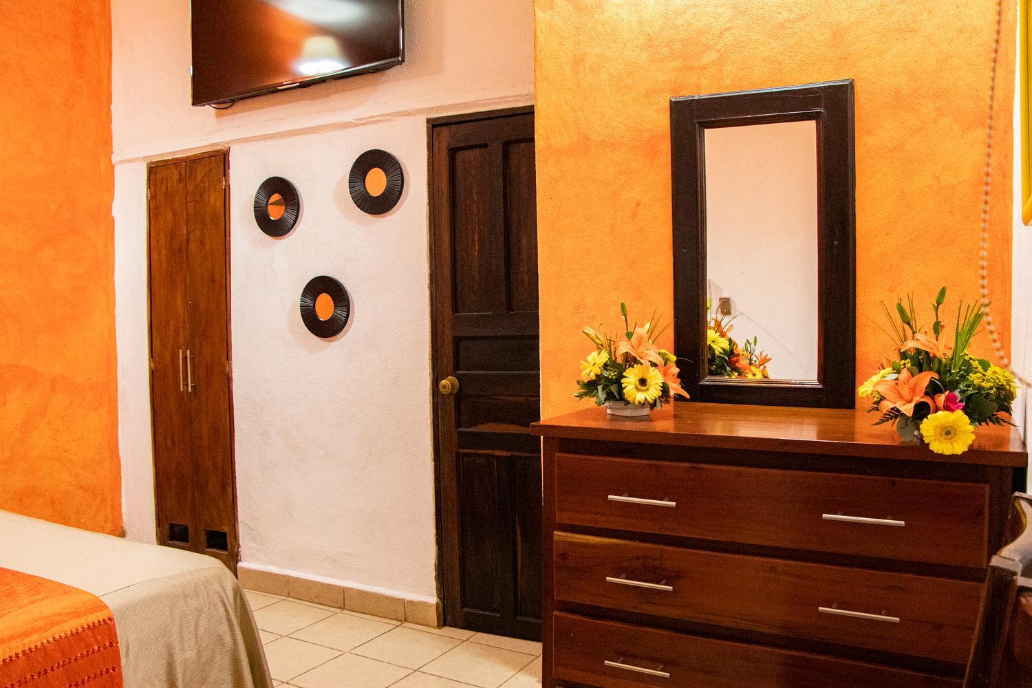 פוארטו ואלארטה Hotel Posada De Roger מראה חיצוני תמונה