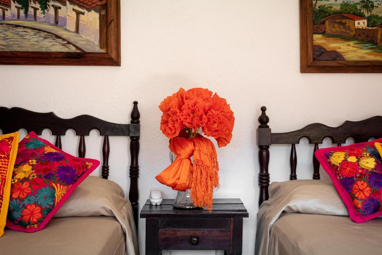 פוארטו ואלארטה Hotel Posada De Roger מראה חיצוני תמונה