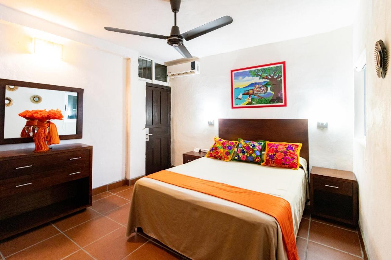 פוארטו ואלארטה Hotel Posada De Roger מראה חיצוני תמונה