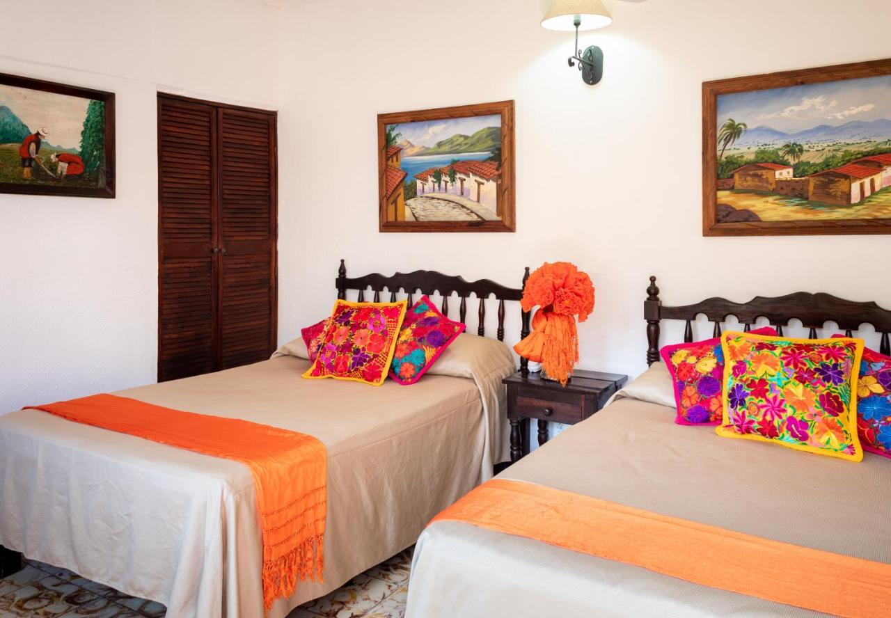 פוארטו ואלארטה Hotel Posada De Roger מראה חיצוני תמונה